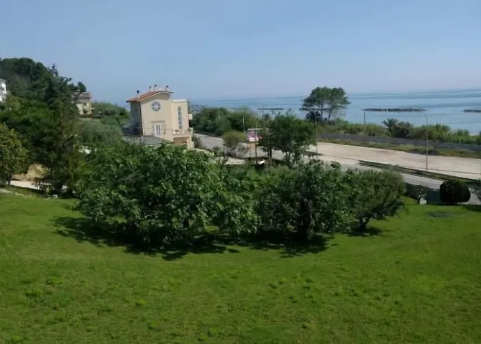 Alba Sul Mare Bed & Breakfast Massignano